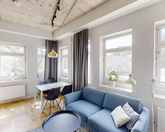 Second Home Apartments Asplund - Solna - Sala de estar