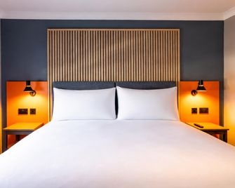 Village Hotel Newcastle - Newcastle upon Tyne - Bedroom