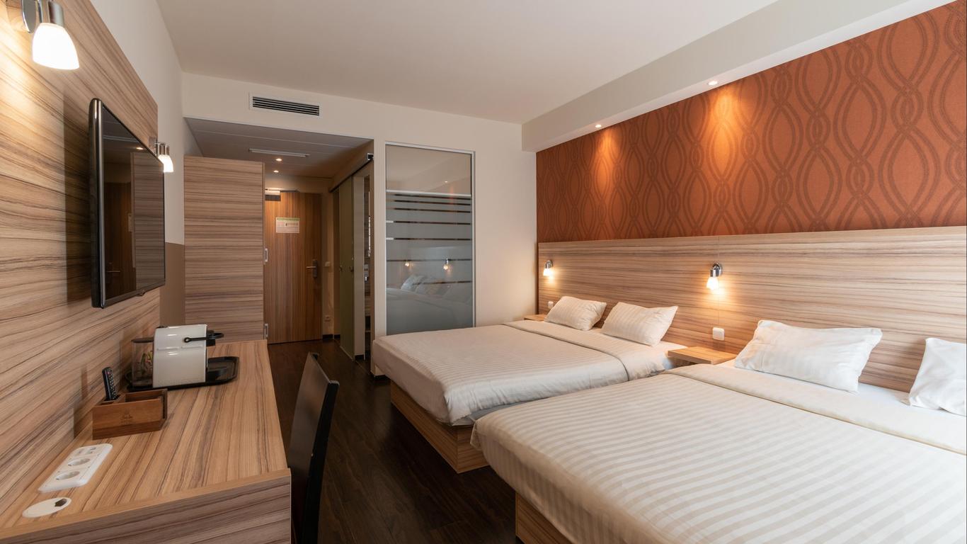 ستار جي هوتل بريميوم ميونيخ دوماكشتراسه