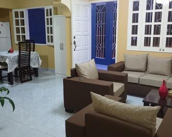Casa Grand Bayamo - Bayamo - Lobby