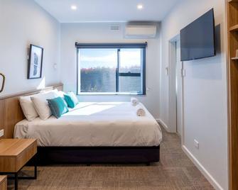 Claremont Hotel Motel - Claremont - Habitación