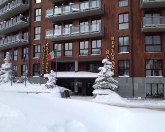 Hotel Cristallo - Sestriere - Building