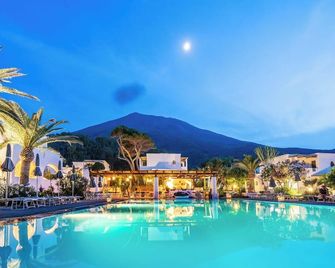 La Sciara Resort Hotel - Stromboli - Piscine
