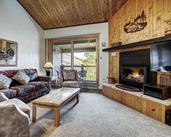 Affordable Mountain Getaway: Conveniently Located, Pool Access Sdt15 - Breckenridge - Sala de estar
