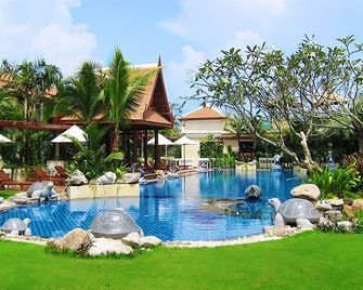 Mae Pim Resort Hotel - Rayong - Piscina