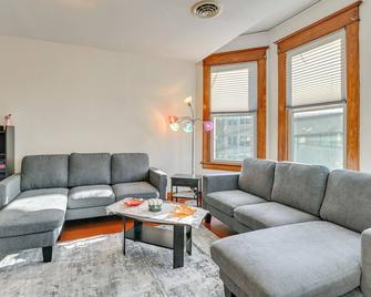 Walk To Washington Park Remote Work-Read - Albany - Soggiorno