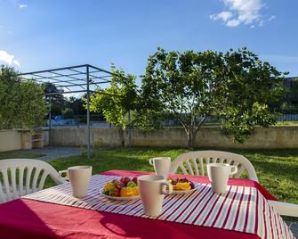Apartments Glavan - Privlaka - Patio