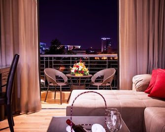 Bidwood Suite Hotel - Nairobi - Living room