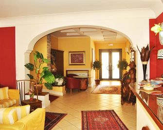 Greta Rooms Hotel - Mazara del Vallo - Лоббі