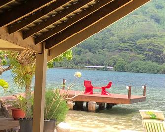 Our Cook Bay House - Maharepa - Patio