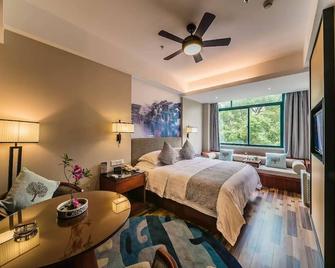 Luoxingge Ssaw Boutiquel Hotel - Jiaxing - Bedroom