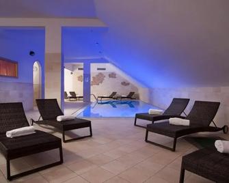 Residence Rododendro - Moena - Πισίνα