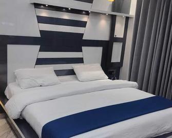 Hotel River View Panipat - Pānīpat - Bedroom