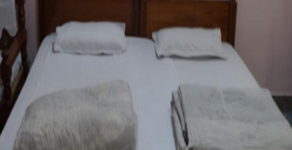 Hotel Padmini Niwas - Bikaner - Bedroom