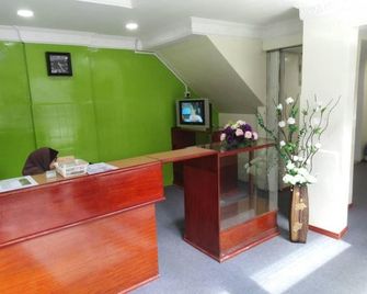 Sandakan Greenview Hotel - Sandakan - Front desk