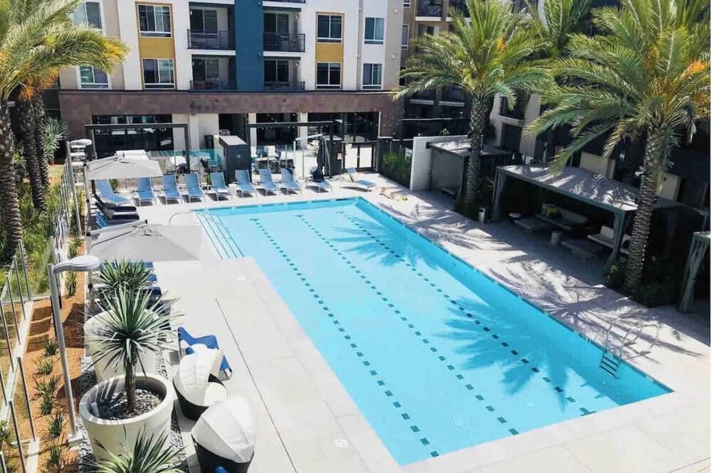Luxury new apartment in Irvine - Santa Ana - Piscina
