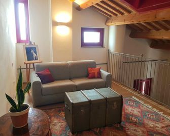 Manor in Marche With Pool and Adriatic Views - Monsano