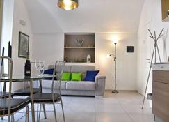 Benedettini - exclusive apartments & monastery view - Catania - Living room