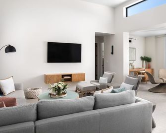 Upper East Side Enclave #14 - The Bight Settlements - Sala de estar