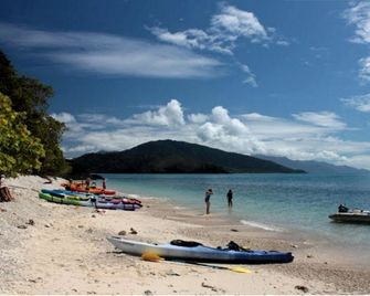 Private Tented Cabin in the Heart of the Rainforest, Australia - Daintree - Spiaggia