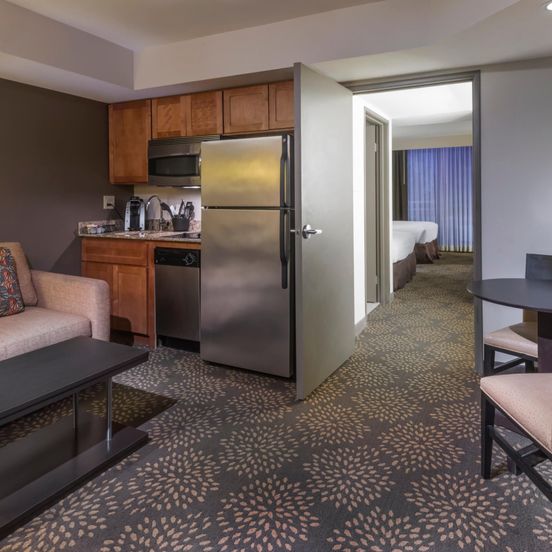 Holiday Inn & Suites Phoenix Airport North By IHG