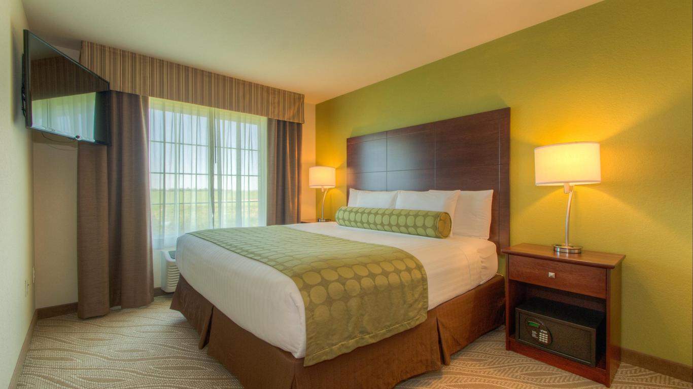 Cobblestone Inn and Suites - Holyoke