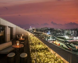 JW Marriott Dongdaemun Square Seoul - סיאול - מרפסת
