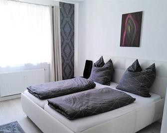 Apartment Near The House Auensee With Fully Equipped Kitchen, 1st Floor - Leipzig - Phòng ngủ
