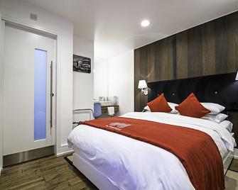 The Whitechapel - London - Bedroom