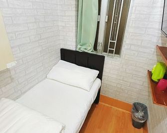 Cozy Inn Jordan Station - Hong Kong