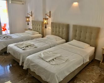 Vassiliki Rooms - Parikia - Habitació