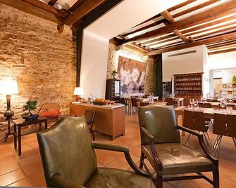 Hospedería de Alesves - Villafranca - Restaurante