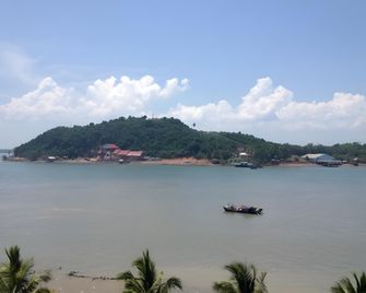 Mya See Sein Hotel - Myeik - Building