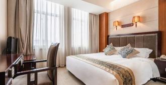 Hua Tian Hotel - Tianshui - Bedroom