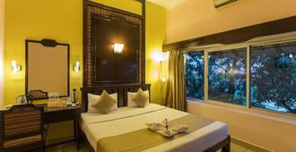 Hotel Coorg International - Madikeri - Bedroom
