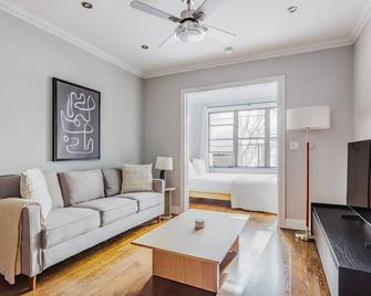 Blueground | Kips Bay, AC, w/d, nr parks & sights - Nova York - Sala