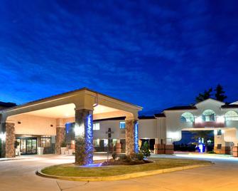 Holiday Inn Express Show Low - Show Low - Building