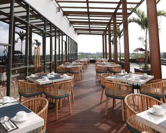 Illira Hotel Banyuwangi - Banyuwangi - Restaurant