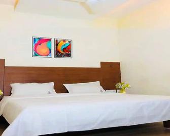 Shivalaya hotel - Pudukkottai - Bedroom