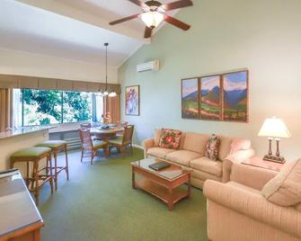 Makai Club Vacation Resort by Resort Stay - Princeville - Living room