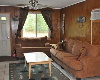 Red Moose Lodge - Baldwin - Living room