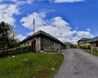 Yha Dartmoor - Yelverton - Building