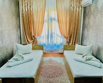 Mir Hostel - Taschkent - Wohnzimmer