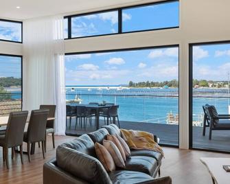 6 Main Street 'Southwind' - Merimbula - Living room