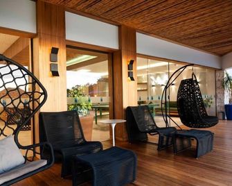 Hotel Pontal De Ubu - Anchieta - Patio