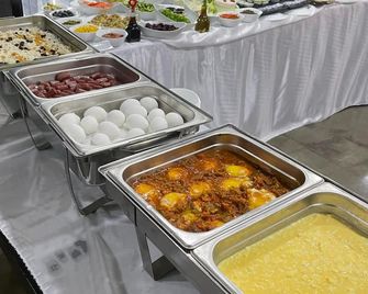 Le Parisien Tunis - Tunis - Buffet