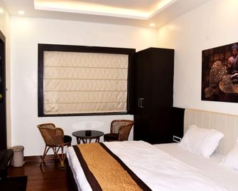 Hotel Shivalaya & Restaurant - Gaya - Habitación