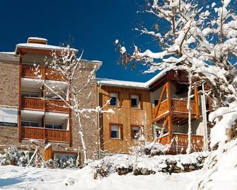 Lagrange Vacances Les Chalets d'Ax - Ax-Les-Thermes - Bâtiment