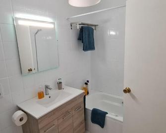 apartamento SB - Tuy - Bathroom