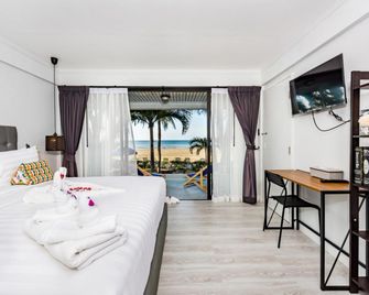 Thai Kamala Beach Front - Kamala